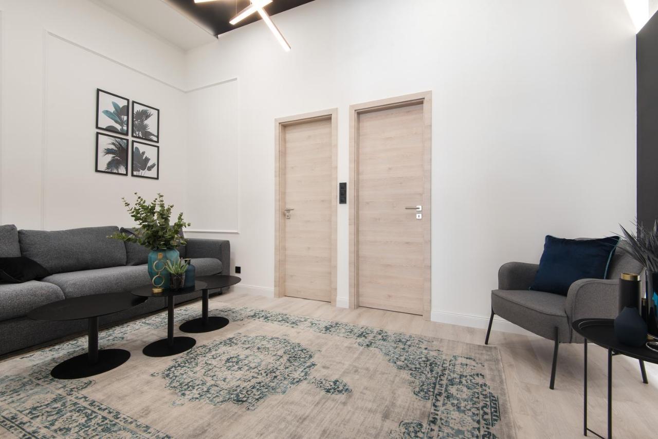 Hollo 3 Bedroom Downtown Apartment บูดาเปสต์ ภายนอก รูปภาพ
